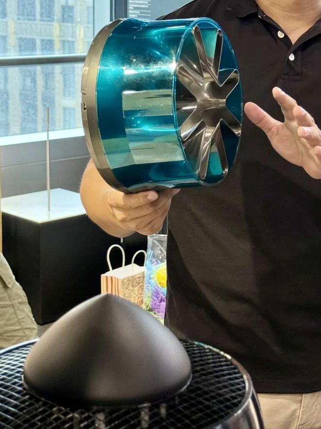 形态创新到性能叠加的多场景清洁体验开元棋牌试玩戴森四款新品亮相：从(图3)